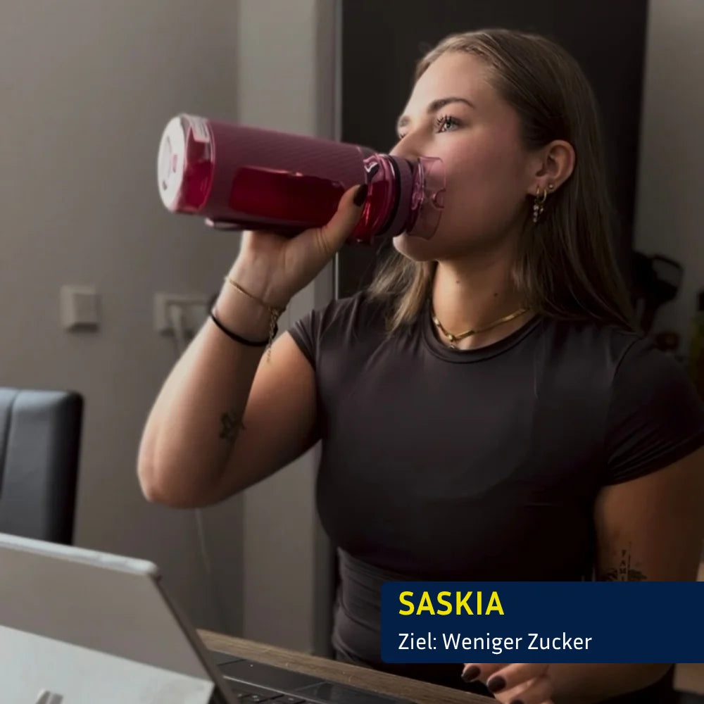 GOOD Hydration ist auf der Arbeit oder im Büro die perfekte Alternative zu überzuckerten Getränken. Lieber einen Hydration Stick als eine Limonade oder einen Eistee in der Mittagspause. Mehr Funktion statt Zucker.