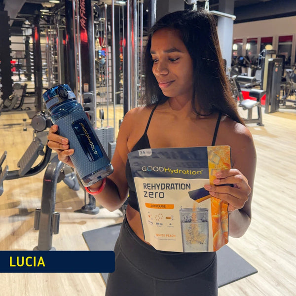 Lucia mit Rehydration ZERO im Gym