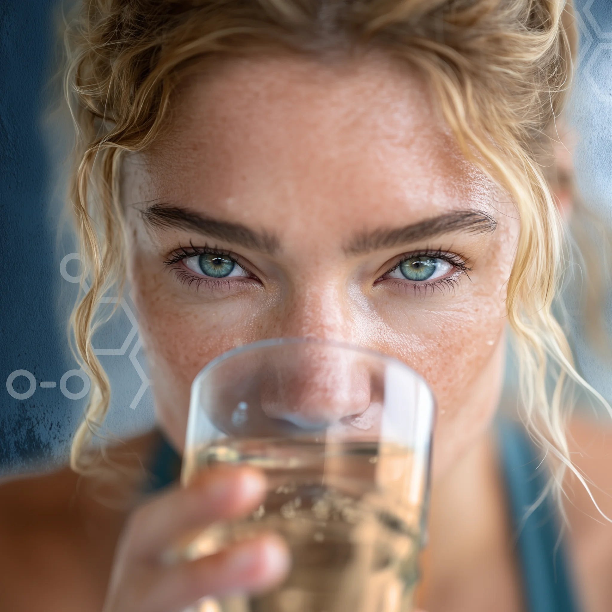 GOOD Hydration schmeckt erfrischen frisch und rehydriert sofort. Geeignet für Männer und Frauen nach dem Sport, auf der Arbeit, im Büro oder unterwegs.